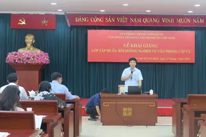 Tập huấn, bồi dưỡng nghiệp vụ văn phòng cấp ủy cho cán bộ