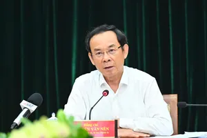 Đồng chí Nguyễn Văn Nên phát biểu