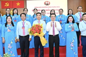 Khẩn trương di dời nghĩa trang Bình Hưng Hòa để xây dựng công viên sinh thái