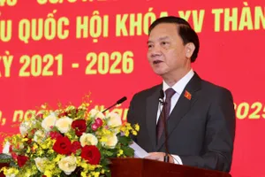 Phó Chủ tịch Quốc hội Nguyễn Khắc Định phát biểu tại chương trình họp mặt. Ảnh: DŨNG PHƯƠNG