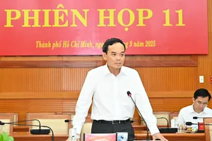 Không để lọt vào cấp ủy khóa mới cán bộ suy thoái