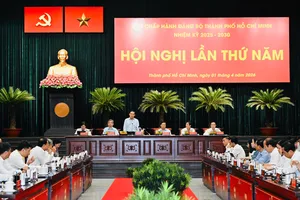 Thành ủy TPHCM ban hành Chỉ thị về thúc đẩy hoàn thành mục tiêu tăng trưởng kinh tế 2 con số