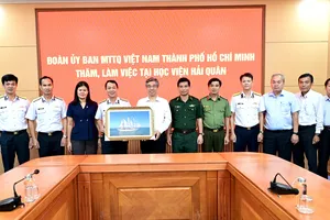 Chung sức đồng lòng vì biển đảo quê hương, vì tuyến đầu Tổ quốc 