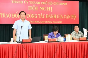 Phó Bí thư Thường trực Thành ủy TPHCM Lê Quốc Phong kết luận hội nghị