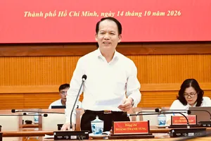 Bộ Tư pháp làm việc với Ban Thường vụ Thành ủy TPHCM