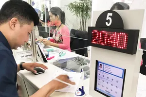 380 tỷ đồng động viên 1.062 công chức TPHCM tinh giản biên chế