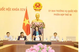 Chủ tịch Quốc hội Nguyễn Thị Kim Ngân phát biểu khai mạc phiên họp thứ 10. Ảnh: quochoi.vn