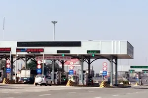 Nhiều trạm thu phí BOT còn gây bức xúc trong dân