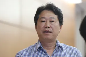 ĐB  Đinh Văn Nhã, Phó Chủ nhiệm Ủy ban Tài chính Ngân sách của Quốc hội