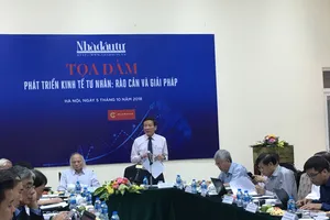Quang cảnh cuộc toạ đàm 