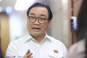 Bí thư Thành ủy Hà Nội Hoàng Trung Hải trả lời phỏng vấn sáng nay (21-5)