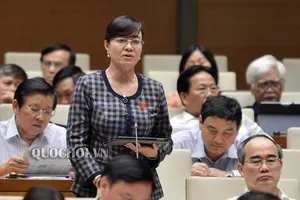 Theo ĐB Nguyễn Thị Quyết Tâm (TPHCM), làm thêm giờ là vấn đề có tính 2 mặt -  “ở góc độ này thì thuận lợi, góc độ khác thì bất lợi”