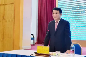 Thứ trưởng Bộ Kế hoạch và Đầu tư Trần Quốc Phương chủ trì họp báo