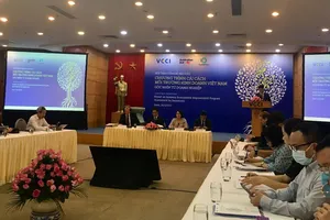 Quang cảnh buổi công bố báo cáo