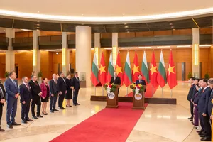 Quang cảnh buổi họp báo. Ảnh: VIẾT CHUNG