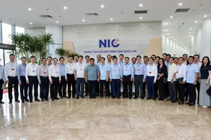 Bộ trưởng Bộ KH-ĐT Nguyễn Chí Dũng đón đoàn học viên lớp bồi dưỡng, cập nhật kiến thức, kỹ năng đối với cán bộ quy hoạch Ủy viên Trung ương Đảng tại NIC Hòa Lạc 