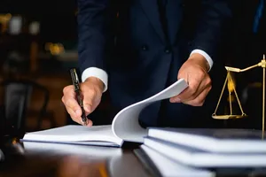 Chuẩn bị ban hành Nghị định hướng dẫn về định mức và khoán chi trong xây dựng, ban hành văn bản quy phạm pháp luật. Ảnh minh họa