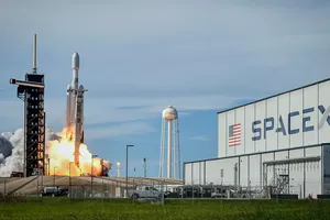 Các doanh nghiệp như SpaceX có thể được xem xét cấp phép tần số tại Việt Nam. Ảnh minh họa