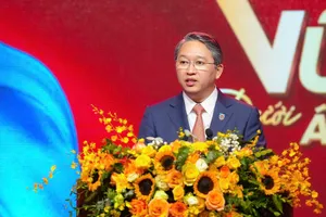 Bộ trưởng Bộ Tư pháp Nguyễn Hải Ninh trình bày diễn văn khai mạc