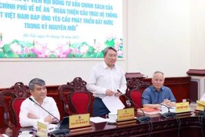 Bộ trưởng Bộ Tư pháp Nguyễn Hải Ninh phát biểu tại cuộc làm việc 