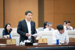 Bộ trưởng Bộ Tài chính Nguyễn Văn Thắng trình dự thảo Luật sửa đổi, bổ sung một số điều của Luật Giá