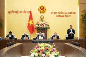 Phó Chủ tịch Quốc hội Trần Quang Phương điều hành thảo luận 