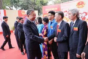 Tổng Bí thư đến bỏ phiếu tại khu vực bỏ phiếu số 2 phường Ba Đình, TP Hà Nội. Ảnh: QUANG PHÚC