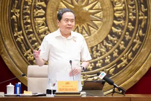 Chủ tịch Quốc hội Trần Thanh Mẫn chủ trì làm việc với Thường trực Ủy ban Dân nguyện và Giám sát. Ảnh: CẨM HÀ 