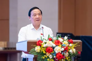 Phó Chủ tịch Quốc hội Nguyễn Khắc Định phát biểu khai mạc hội nghị. Ảnh: CẨM HÀ 