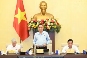 Chủ tịch Quốc hội Trần Thanh Mẫn phát biểu kết luận cuộc họp giao ban với các cơ quan của Quốc hội. Ảnh: CẨM HÀ 