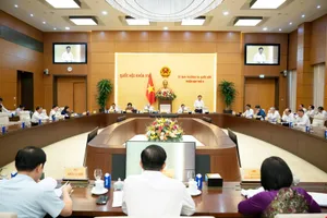 Phiên họp thứ 5 của Ủy ban Thường vụ Quốc hội. Ảnh: Cổng thông tin điện tử Quốc hội