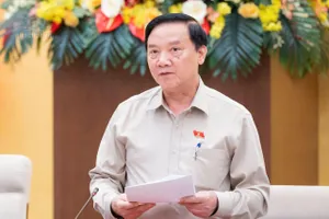 Phó Chủ tịch Quốc hội Nguyễn Khắc Định điều hành phiên họp. Ảnh: Quochoi.vn