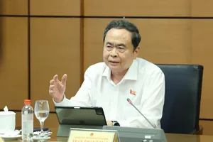 Chủ tịch Quốc hội Trần Thanh Mẫn phát biểu về dự thảo Luật Đất đai (sửa đổi) sáng 22-10. Ảnh: QUANG PHÚC 