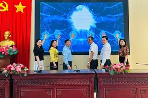 Xã Phú Giáo phát động “Bình dân học vụ số”