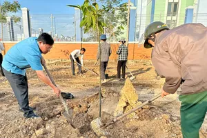 Xã Phú Giáo phát động Ngày Cây xanh Việt Nam