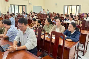 Xã Phước Thành: Tập huấn kỹ năng sử dụng trí tuệ nhân tạo (AI) cho cán bộ xã