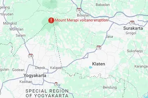 Khu vực núi lửa Merapi phun trào (màu đỏ). Ảnh: Google Maps