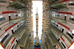 Tàu vũ trụ Thần Châu-20. Ảnh: THX