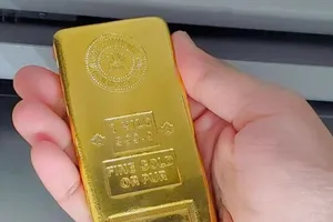 Mỹ áp thuế đối với vàng thỏi loại 1kg