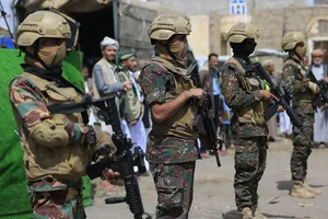 Houthi có kế hoạch kiểm soát eo biển Bab el-Mandeb