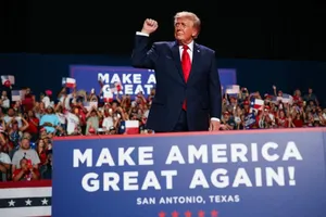 Tổng thống Donald Trump vận động bầu cử tại bang Texas, Mỹ ngày 7-10. Ảnh: GETTY IMAGES