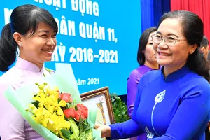 Chủ tịch UBND quận có trách nhiệm tổ chức hội nghị đối thoại với nhân dân