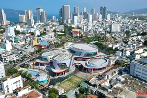 ​​​​​​​2 công trình kiến trúc tiêu biểu của Khánh Hòa sau 50 năm đất nước thống nhất