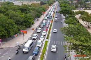 Thí điểm lắp đặt tủ đổi pin xe máy điện tại Nha Trang