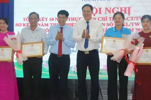 Nhân rộng mô hình, điển hình nông dân tiên tiến trong học tập và làm theo lời Bác 