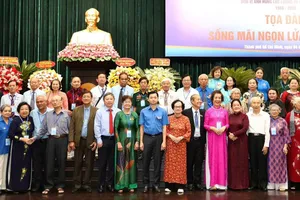 Gìn giữ ký ức thời hoa lửa bằng công nghệ số
