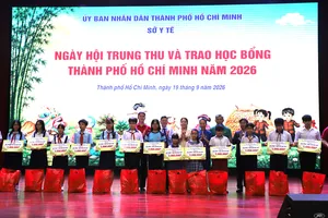 Mang trung thu yêu thương đến với trẻ em có hoàn cảnh khó khăn 