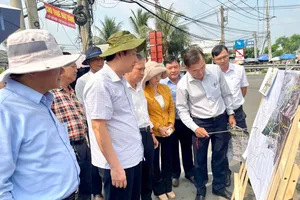 Ban Kinh tế - Ngân sách HĐND TPHCM khảo sát Dự án nâng cấp, mở rộng đường Vĩnh Lộc
