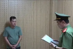 Triệt phá đường dây mua bán súng, đạn qua mạng xã hội 