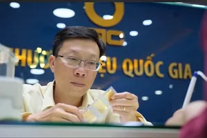 Vàng SJC lập đỉnh lịch sử, sát 86 triệu đồng/lượng 